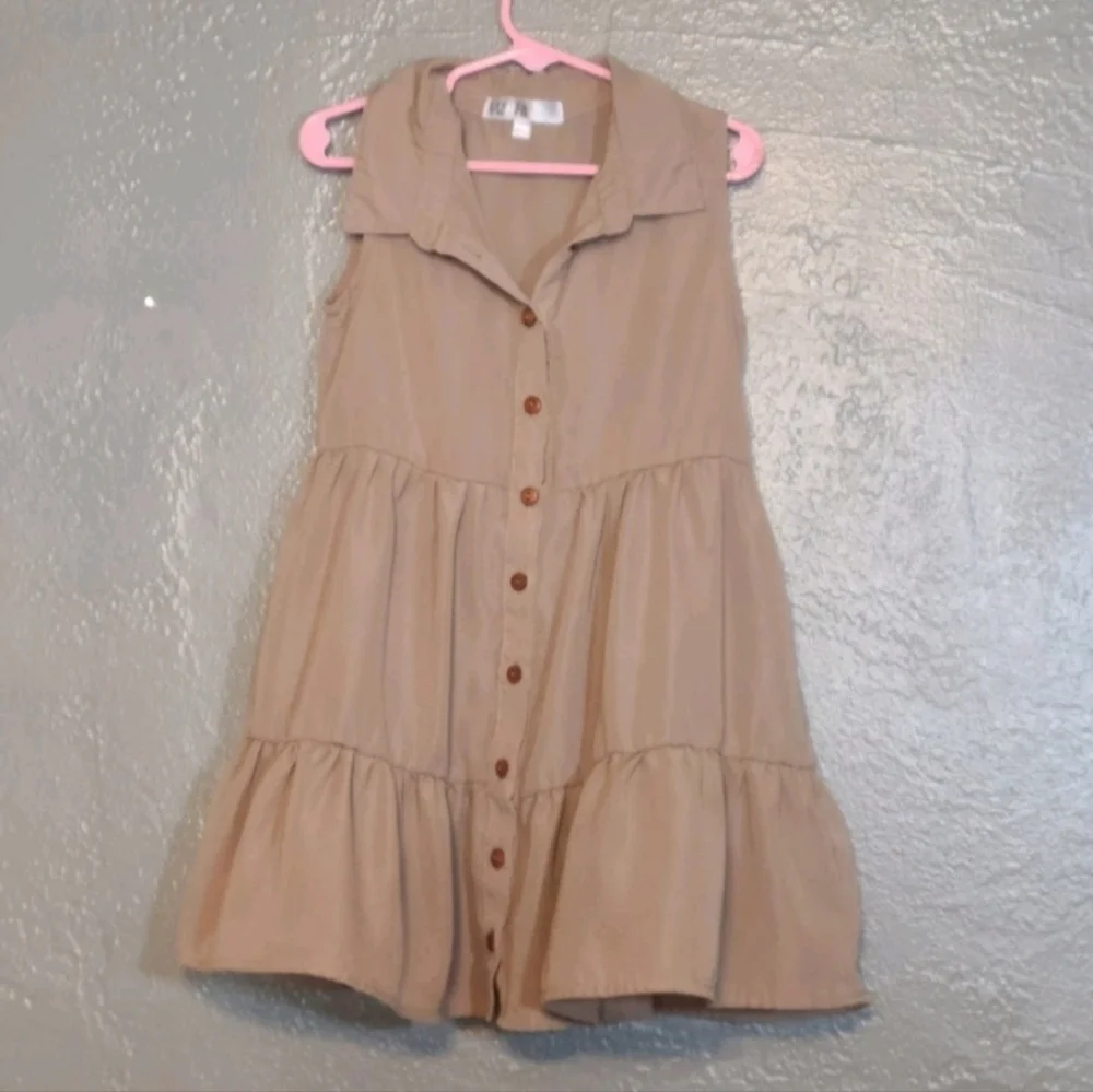 Stella Tweed Girls Tan Chic Cute Sleeveless Tiered Sundress Small EUC Button Up - Picture 10 of 10